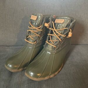 Women's Olive Duck Boots 9.5